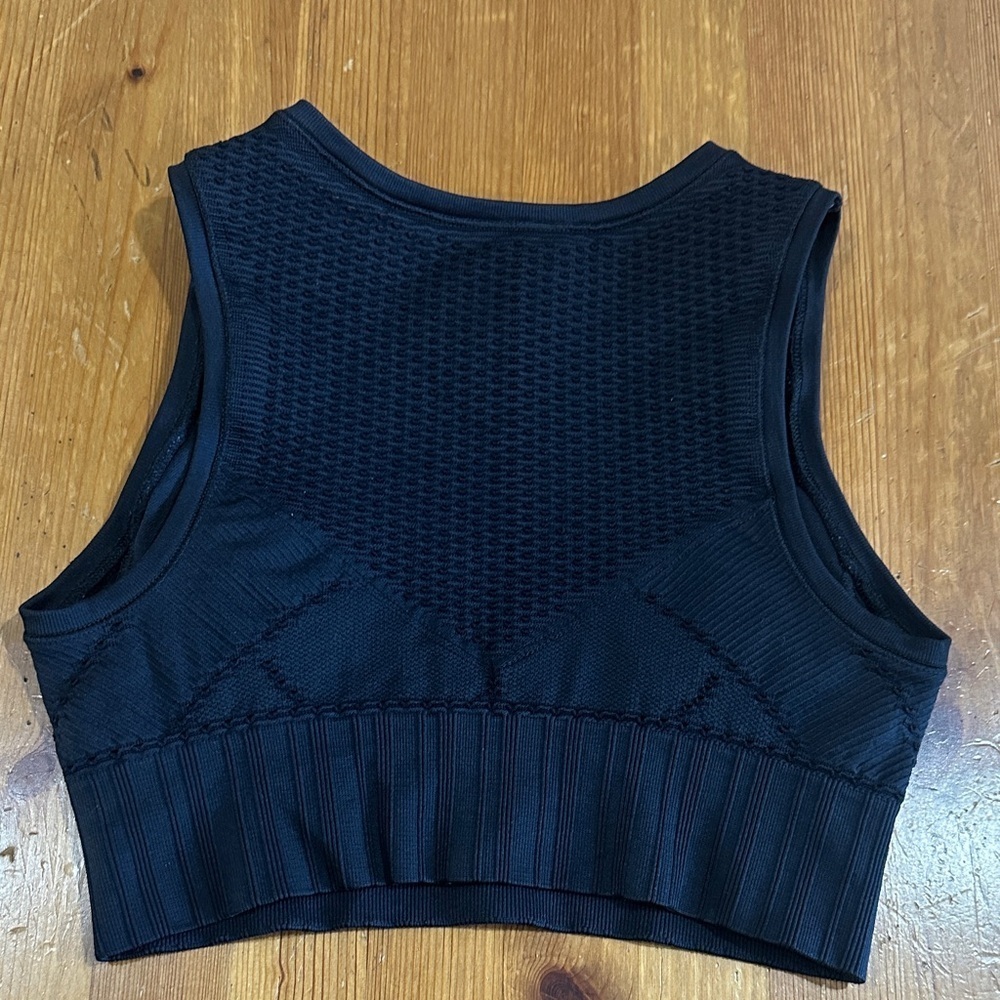 Athleta Midnight Blue Textured Crop Top - Picture 3 of 8
